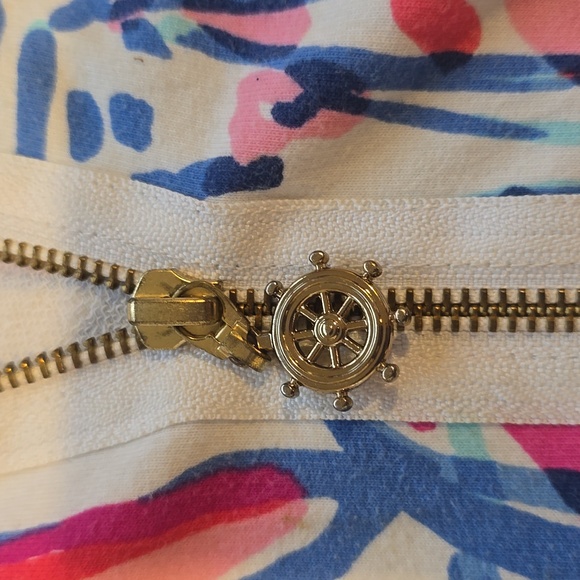 Colorful Patterned Pullover - Picture 3 of 4